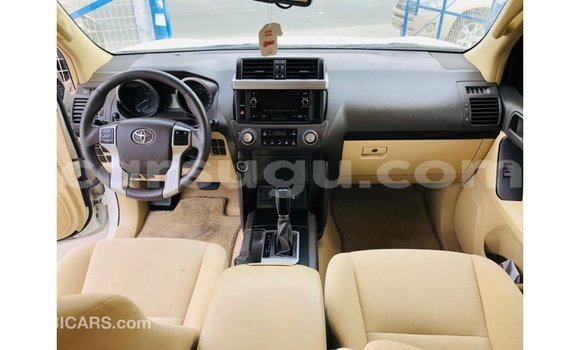 Sayi Imported Toyota Prado White Mota in Import - Dubai a Burkina Faso Sayi Imported Toyota Prado White Mota in Import - Dubai a Burkina Faso