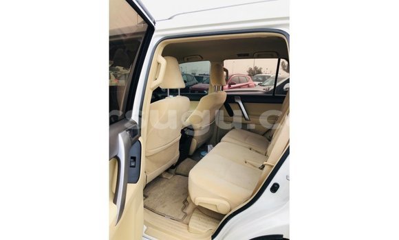 Sayi Imported Toyota Prado White Mota in Import - Dubai a Burkina Faso Sayi Imported Toyota Prado White Mota in Import - Dubai a Burkina Faso