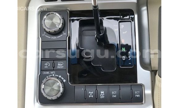 Sayi Imported Toyota Land Cruiser Red Mota in Import - Dubai a Burkina Faso Sayi Imported Toyota Land Cruiser Red Mota in Import - Dubai a Burkina Faso