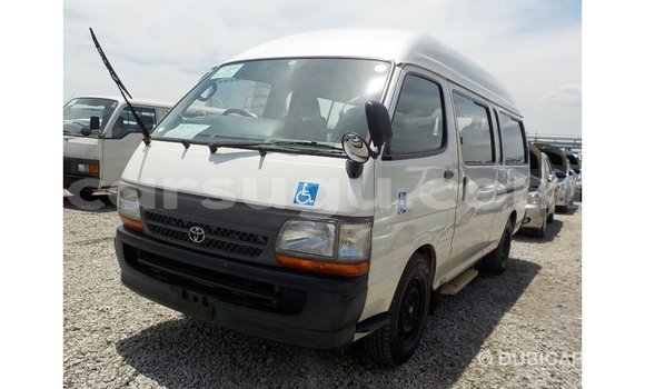 Sayi Imported Toyota Hiace White Mota in Import - Dubai a Burkina Faso Sayi Imported Toyota Hiace White Mota in Import - Dubai a Burkina Faso
