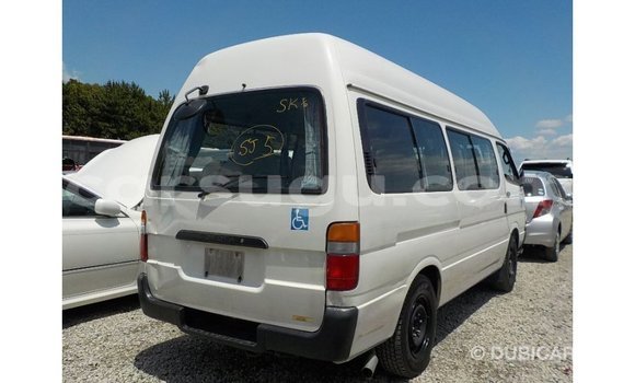 Sayi Imported Toyota Hiace White Mota in Import - Dubai a Burkina Faso Sayi Imported Toyota Hiace White Mota in Import - Dubai a Burkina Faso
