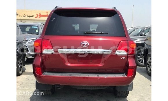 Sayi Imported Toyota Land Cruiser Red Mota in Import - Dubai a Burkina Faso Sayi Imported Toyota Land Cruiser Red Mota in Import - Dubai a Burkina Faso