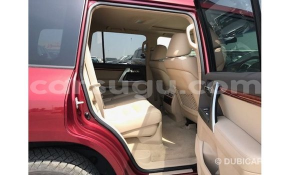 Sayi Imported Toyota Land Cruiser Red Mota in Import - Dubai a Burkina Faso Sayi Imported Toyota Land Cruiser Red Mota in Import - Dubai a Burkina Faso