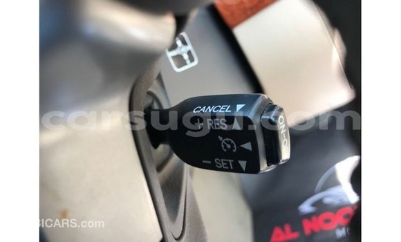 Sayi Imported Toyota Land Cruiser Red Mota in Import - Dubai a Burkina Faso Sayi Imported Toyota Land Cruiser Red Mota in Import - Dubai a Burkina Faso