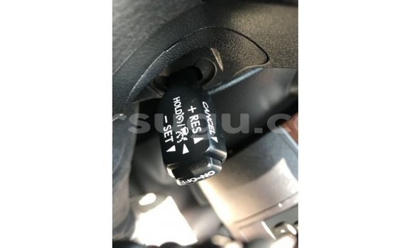 Sayi Imported Toyota Land Cruiser White Mota in Import - Dubai a Burkina Faso Sayi Imported Toyota Land Cruiser White Mota in Import - Dubai a Burkina Faso