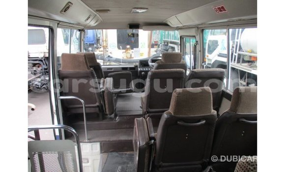 Sayi Imported Toyota Coaster White Mota in Import - Dubai a Burkina Faso Sayi Imported Toyota Coaster White Mota in Import - Dubai a Burkina Faso