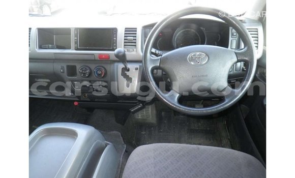 Sayi Imported Toyota Hiace White Mota in Import - Dubai a Burkina Faso Sayi Imported Toyota Hiace White Mota in Import - Dubai a Burkina Faso