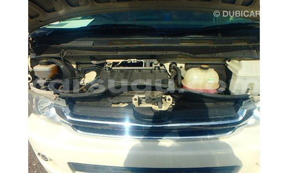 Sayi Imported Toyota Hiace White Mota in Import - Dubai a Burkina Faso Sayi Imported Toyota Hiace White Mota in Import - Dubai a Burkina Faso