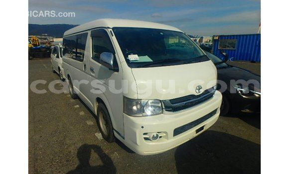 Sayi Imported Toyota Hiace White Mota in Import - Dubai a Burkina Faso Sayi Imported Toyota Hiace White Mota in Import - Dubai a Burkina Faso