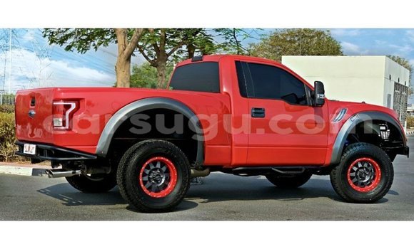 Acheter Import Utilitaire Ford AEV AMBULANCE Rouge à Import - Dubai, Burkina-Faso Acheter Import Utilitaire Ford AEV AMBULANCE Rouge à Import - Dubai, Burkina-Faso