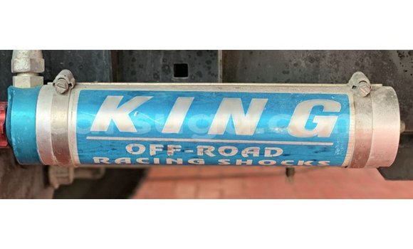 Acheter Import Utilitaire Ford AEV AMBULANCE Rouge à Import - Dubai, Burkina-Faso Acheter Import Utilitaire Ford AEV AMBULANCE Rouge à Import - Dubai, Burkina-Faso