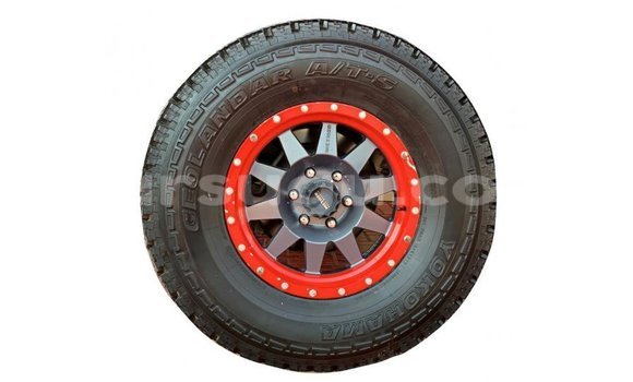 Acheter Import Utilitaire Ford AEV AMBULANCE Rouge à Import - Dubai, Burkina-Faso Acheter Import Utilitaire Ford AEV AMBULANCE Rouge à Import - Dubai, Burkina-Faso