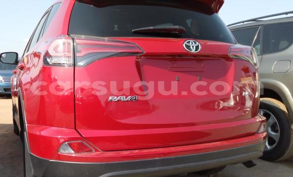 Acheter Occasion Voiture Toyota RAV4 Rouge à Ouagadougou, Burkina-Faso Acheter Occasion Voiture Toyota RAV4 Rouge à Ouagadougou, Burkina-Faso