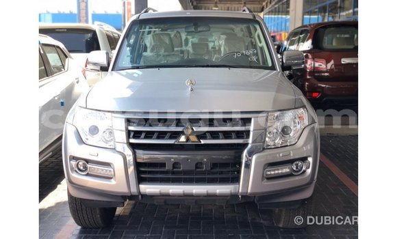 Sayi Imported Mitsubishi Pajero Sauran Mota in Import - Dubai a Burkina Faso Sayi Imported Mitsubishi Pajero Sauran Mota in Import - Dubai a Burkina Faso