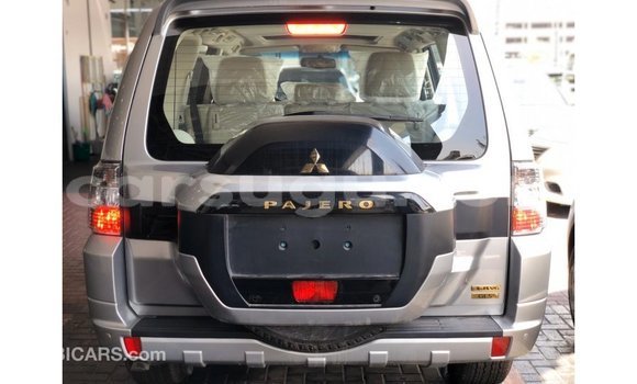 Sayi Imported Mitsubishi Pajero Sauran Mota in Import - Dubai a Burkina Faso Sayi Imported Mitsubishi Pajero Sauran Mota in Import - Dubai a Burkina Faso