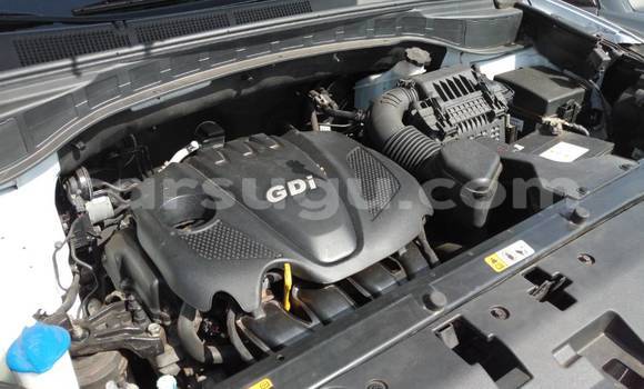 Acheter Occasion Voiture Hyundai Santa Fe Blanc à Ouagadougou, Burkina-Faso Acheter Occasion Voiture Hyundai Santa Fe Blanc à Ouagadougou, Burkina-Faso