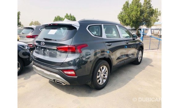 Sayi Imported Hyundai Santa Fe Green Mota in Import - Dubai a Burkina Faso Sayi Imported Hyundai Santa Fe Green Mota in Import - Dubai a Burkina Faso