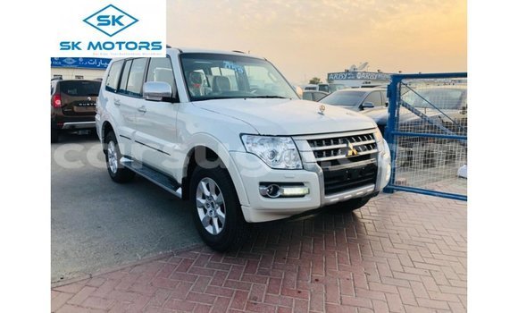 Sayi Imported Mitsubishi Pajero White Mota in Import - Dubai a Burkina Faso Sayi Imported Mitsubishi Pajero White Mota in Import - Dubai a Burkina Faso