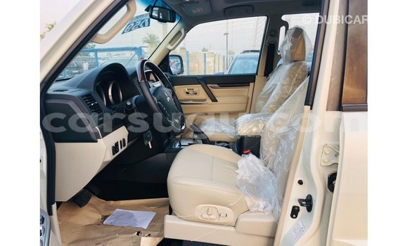 Sayi Imported Mitsubishi Pajero White Mota in Import - Dubai a Burkina Faso Sayi Imported Mitsubishi Pajero White Mota in Import - Dubai a Burkina Faso
