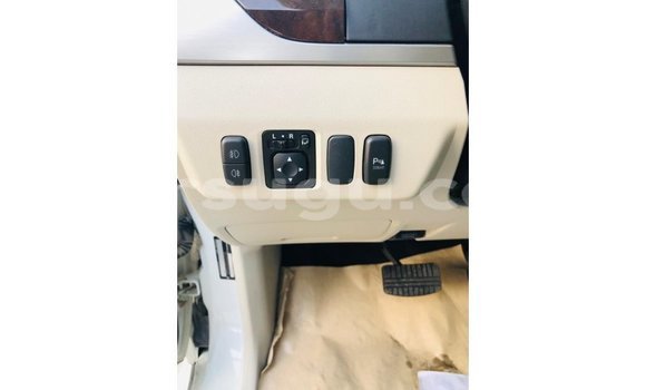 Sayi Imported Mitsubishi Pajero White Mota in Import - Dubai a Burkina Faso Sayi Imported Mitsubishi Pajero White Mota in Import - Dubai a Burkina Faso
