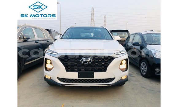 Sayi Imported Hyundai Santa Fe White Mota in Import - Dubai a Burkina Faso Sayi Imported Hyundai Santa Fe White Mota in Import - Dubai a Burkina Faso