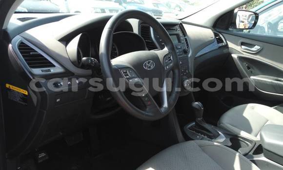 Acheter Occasion Voiture Hyundai Santa Fe Blanc à Ouagadougou, Burkina-Faso Acheter Occasion Voiture Hyundai Santa Fe Blanc à Ouagadougou, Burkina-Faso