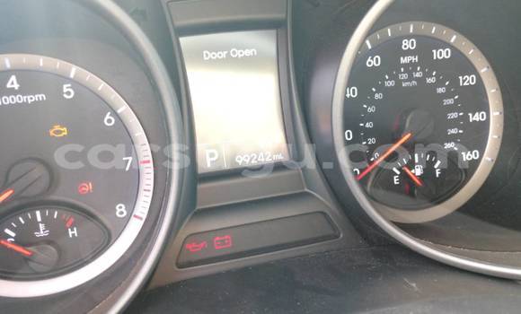 Acheter Occasion Voiture Hyundai Santa Fe Blanc à Ouagadougou, Burkina-Faso Acheter Occasion Voiture Hyundai Santa Fe Blanc à Ouagadougou, Burkina-Faso