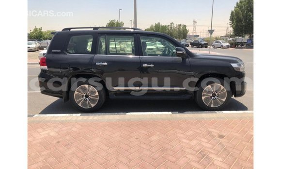 Sayi Imported Toyota Land Cruiser Black Mota in Import - Dubai a Burkina Faso Sayi Imported Toyota Land Cruiser Black Mota in Import - Dubai a Burkina Faso