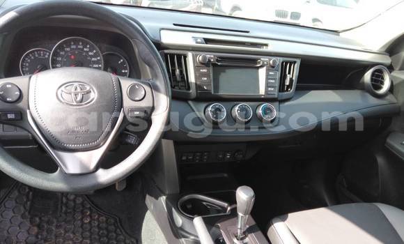 Acheter Occasion Voiture Toyota RAV4 Blanc à Ouagadougou, Burkina-Faso Acheter Occasion Voiture Toyota RAV4 Blanc à Ouagadougou, Burkina-Faso