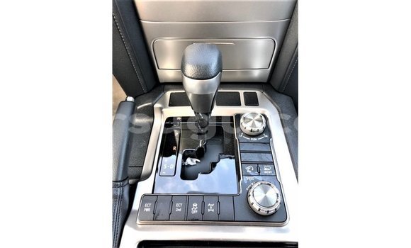 Acheter Import Voiture Toyota Land Cruiser Autre à Import - Dubai, Burkina-Faso Acheter Import Voiture Toyota Land Cruiser Autre à Import - Dubai, Burkina-Faso
