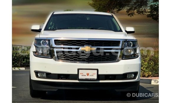 Sayi Imported Chevrolet Tahoe White Mota in Import - Dubai a Burkina Faso Sayi Imported Chevrolet Tahoe White Mota in Import - Dubai a Burkina Faso