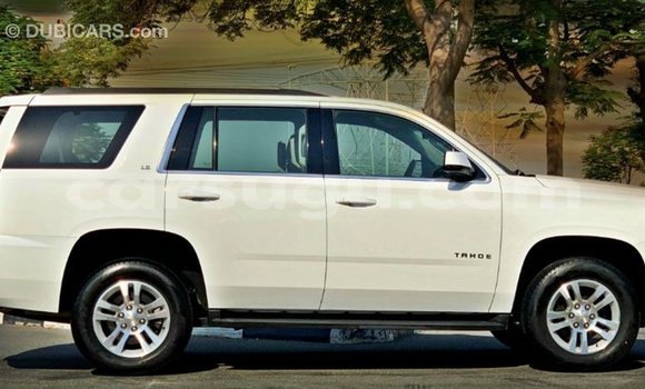 Sayi Imported Chevrolet Tahoe White Mota in Import - Dubai a Burkina Faso Sayi Imported Chevrolet Tahoe White Mota in Import - Dubai a Burkina Faso
