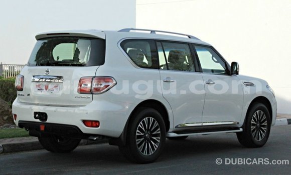Sayi Imported Nissan Patrol White Mota in Import - Dubai a Burkina Faso Sayi Imported Nissan Patrol White Mota in Import - Dubai a Burkina Faso