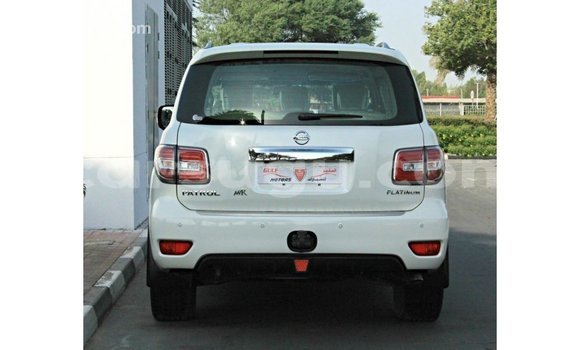 Sayi Imported Nissan Patrol White Mota in Import - Dubai a Burkina Faso Sayi Imported Nissan Patrol White Mota in Import - Dubai a Burkina Faso