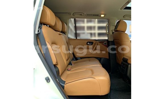 Sayi Imported Nissan Patrol White Mota in Import - Dubai a Burkina Faso Sayi Imported Nissan Patrol White Mota in Import - Dubai a Burkina Faso