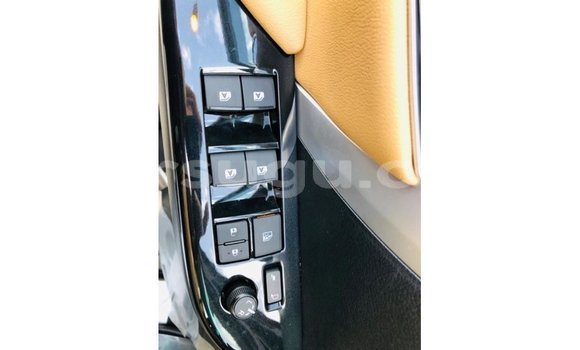 Acheter Import Voiture Toyota Fortuner Noir à Import - Dubai, Burkina-Faso Acheter Import Voiture Toyota Fortuner Noir à Import - Dubai, Burkina-Faso