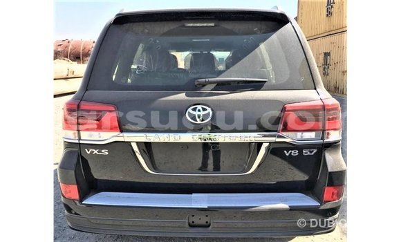Acheter Import Voiture Toyota Land Cruiser Noir à Import - Dubai, Burkina-Faso Acheter Import Voiture Toyota Land Cruiser Noir à Import - Dubai, Burkina-Faso