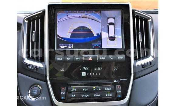 Acheter Import Voiture Toyota Land Cruiser Noir à Import - Dubai, Burkina-Faso Acheter Import Voiture Toyota Land Cruiser Noir à Import - Dubai, Burkina-Faso