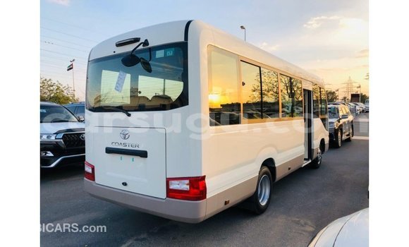 Sayi Imported Toyota Coaster White Mota in Import - Dubai a Burkina Faso Sayi Imported Toyota Coaster White Mota in Import - Dubai a Burkina Faso