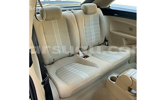 Acheter Import Voiture Volkswagen Beetle Noir à Import - Dubai, Burkina-Faso Acheter Import Voiture Volkswagen Beetle Noir à Import - Dubai, Burkina-Faso