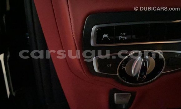 Acheter Import Voiture Mercedes-Benz 190 Noir à Import - Dubai, Burkina-Faso Acheter Import Voiture Mercedes-Benz 190 Noir à Import - Dubai, Burkina-Faso