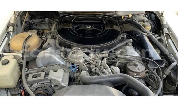 Acheter Import Voiture Mercedes-Benz 190 Blanc à Import - Dubai, Burkina-Faso Acheter Import Voiture Mercedes-Benz 190 Blanc à Import - Dubai, Burkina-Faso