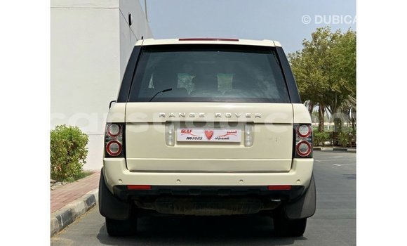 Acheter Import Voiture Land Rover Range Rover Blanc à Import - Dubai, Burkina-Faso Acheter Import Voiture Land Rover Range Rover Blanc à Import - Dubai, Burkina-Faso