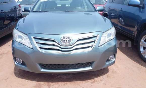 Acheter Occasion Voiture Toyota Camry Gris à Ouagadougou au Burkina-Faso Acheter Occasion Voiture Toyota Camry Gris à Ouagadougou au Burkina-Faso