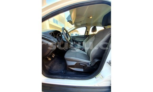 Sayi Imported Ford Focus White Mota in Import - Dubai a Burkina Faso Sayi Imported Ford Focus White Mota in Import - Dubai a Burkina Faso