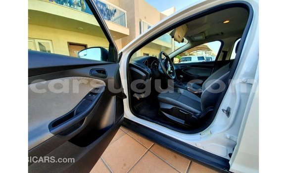 Sayi Imported Ford Focus White Mota in Import - Dubai a Burkina Faso Sayi Imported Ford Focus White Mota in Import - Dubai a Burkina Faso