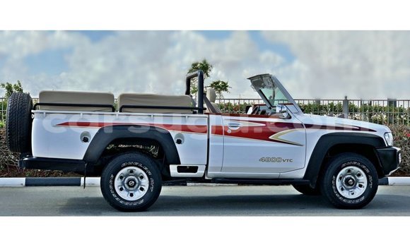 Sayi Imported Nissan Patrol White Mota in Import - Dubai a Burkina Faso Sayi Imported Nissan Patrol White Mota in Import - Dubai a Burkina Faso