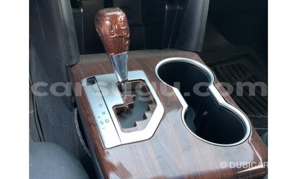 Sayi Imported Toyota Camry White Mota in Import - Dubai a Burkina Faso Sayi Imported Toyota Camry White Mota in Import - Dubai a Burkina Faso