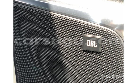 Sayi Imported Toyota Alphard White Mota in Import - Dubai a Burkina Faso Sayi Imported Toyota Alphard White Mota in Import - Dubai a Burkina Faso