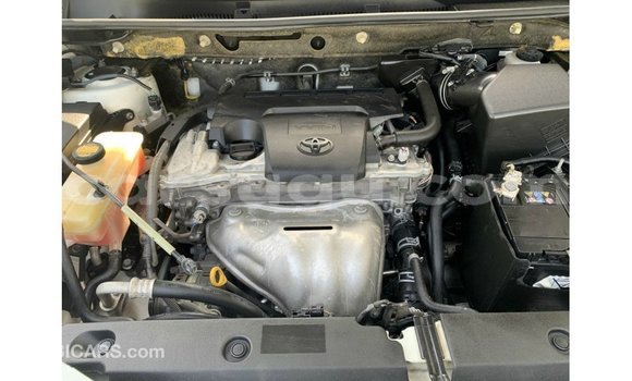 Sayi Imported Toyota HiAce White Babbar mota in Import - Dubai a Burkina Faso Sayi Imported Toyota HiAce White Babbar mota in Import - Dubai a Burkina Faso